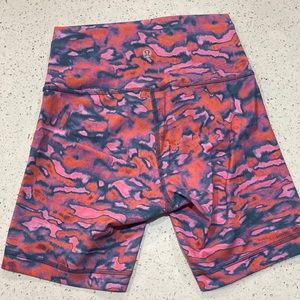 Lululemon Short NWOT